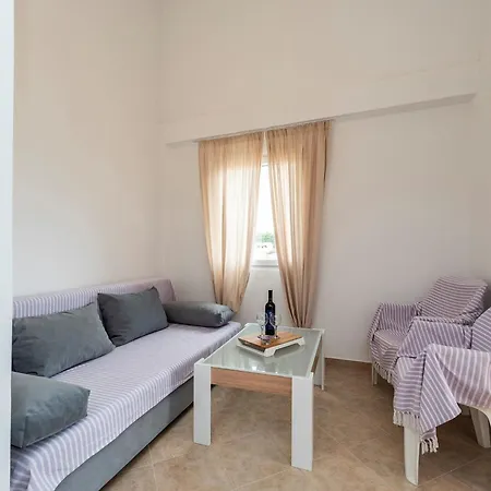 Simic 2 By Interhome 维尔